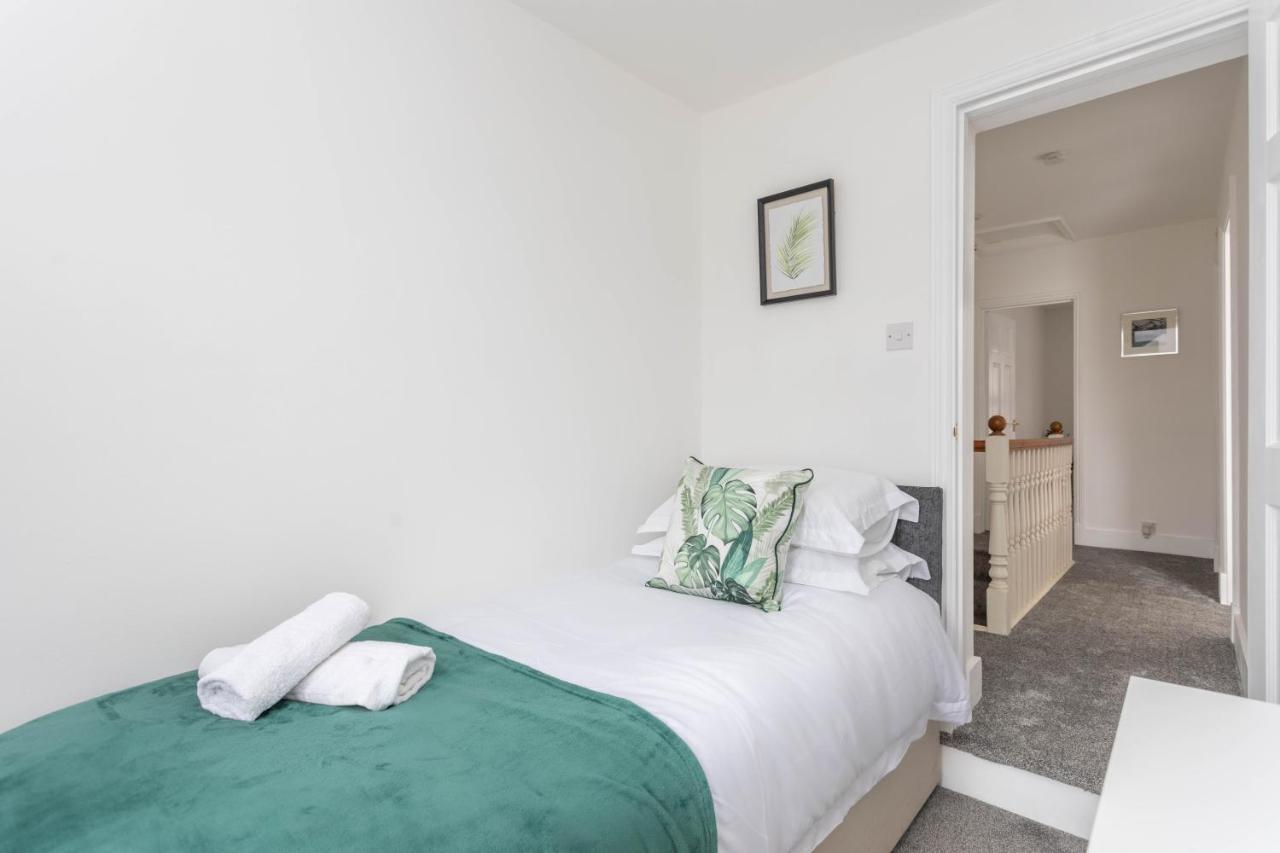 30 Percent Off Monthly Stays - City Centre - 3 Bedrooms St Albans Kültér fotó