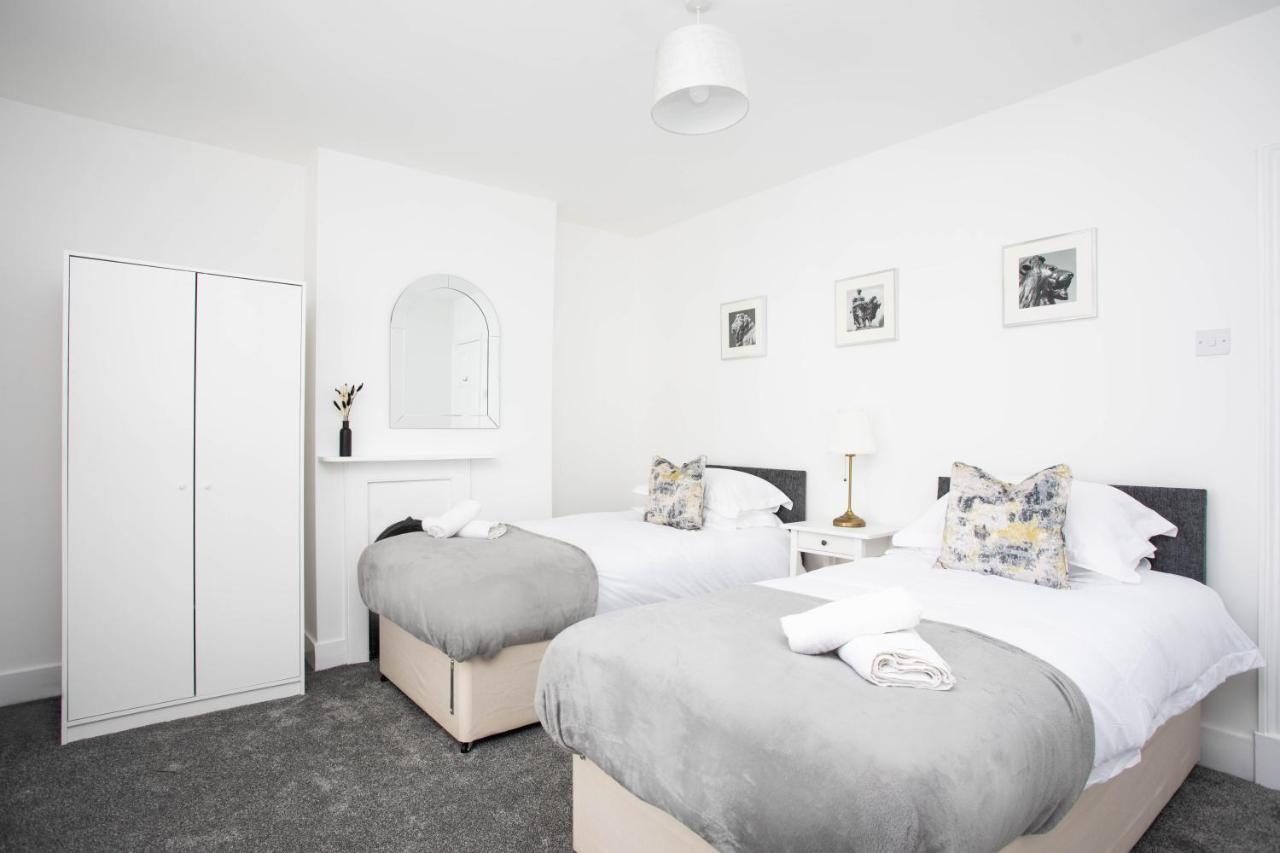 30 Percent Off Monthly Stays - City Centre - 3 Bedrooms St Albans Kültér fotó